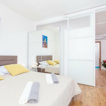 Apartment Mikula Makarska Exteriör bild