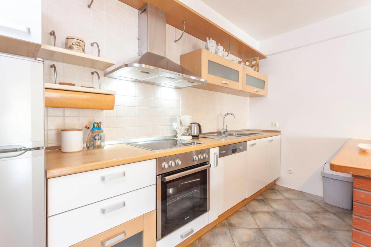 Apartment Mikula Makarska Exteriör bild